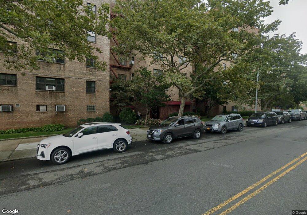 2909 137th St unit 4L, Flushing, NY 11354 - photo 1