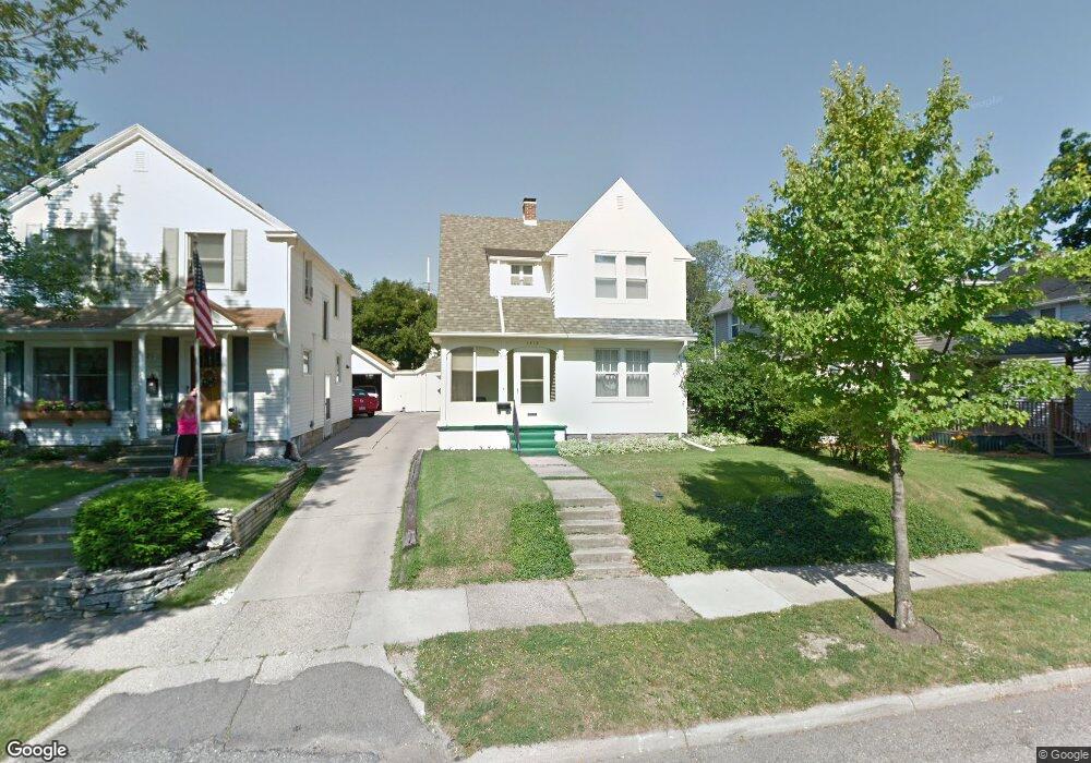 1416 Pettis St, Lansing, MI 48910 - photo 1