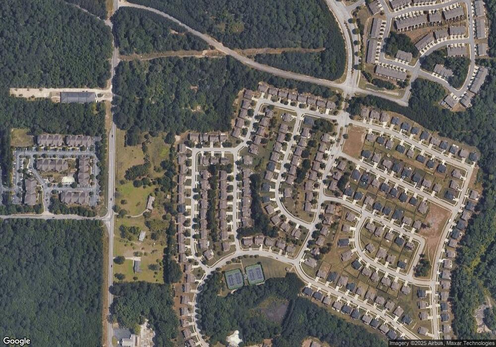 3838 Paper Birch Ln unit 2, Lithonia, GA 30038 - photo 1