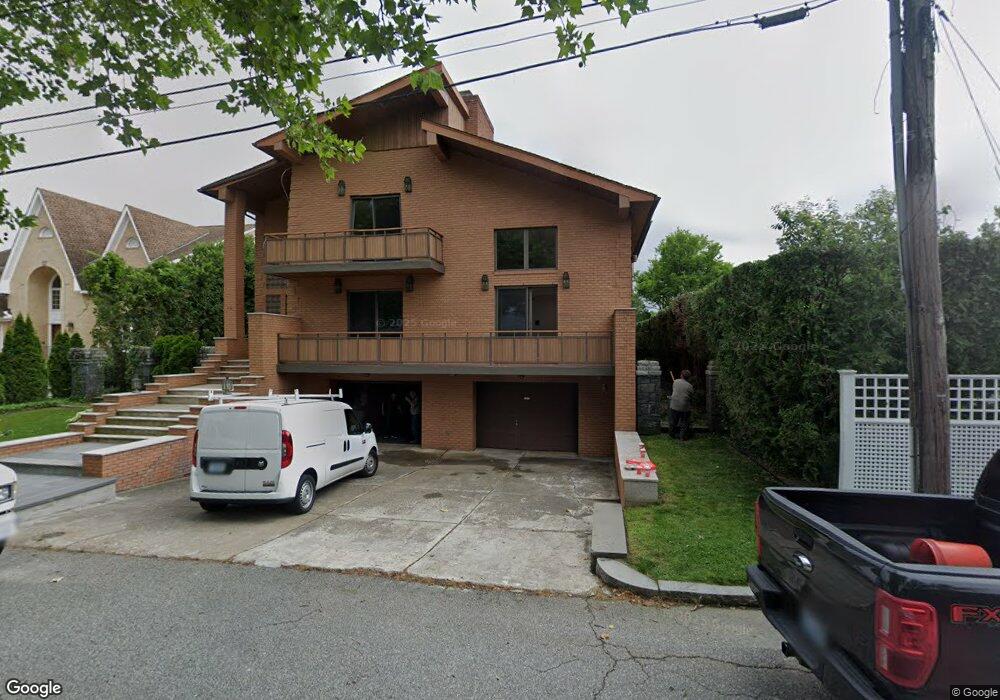 14 Maxcy Dr, Providence, RI 02906 - photo 1