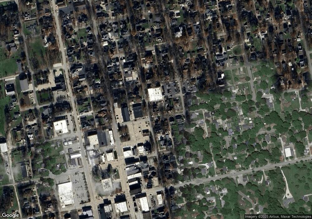 501 Jefferson St, Covington, IN 47932 - photo 1