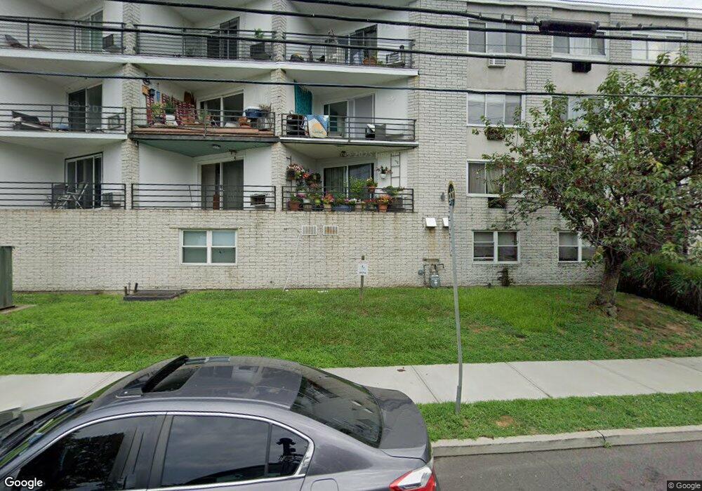 760 Atlantic St unit 2D, Bridgeport, CT 06604 - photo 1