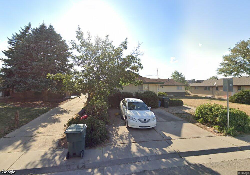 81 Lansing St, Aurora, CO 80010 - photo 1