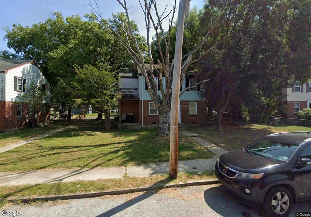 205 W Parkway Ave, Chester, PA 19013 - photo 1