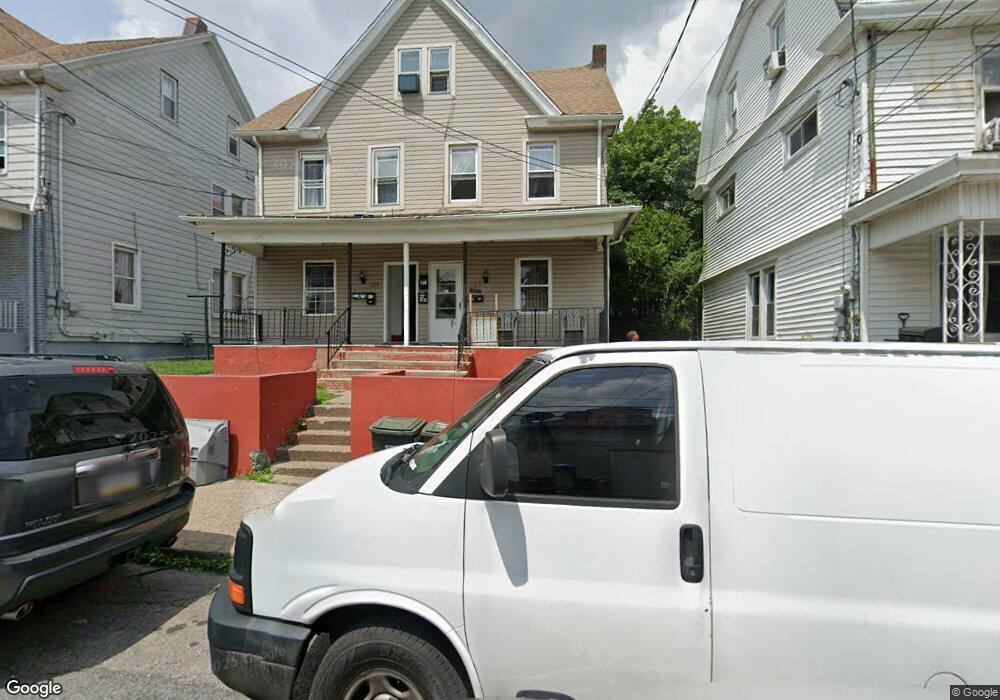 325 W Green St, Hazleton, PA 18201 - photo 1