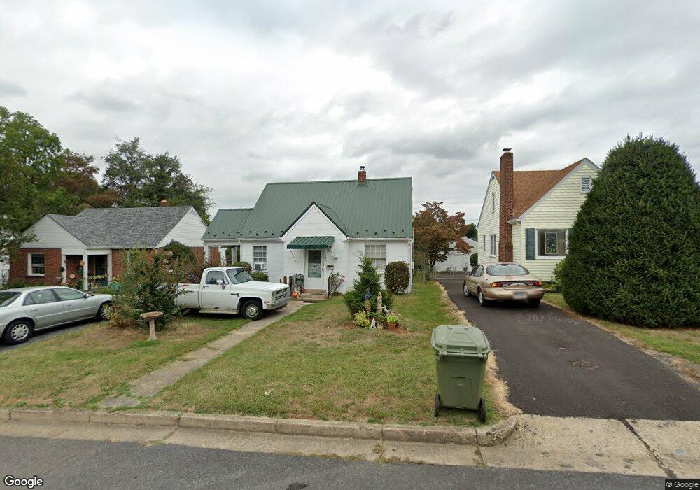 1421 Mulberry St, Waynesboro, VA 22980 - photo 1