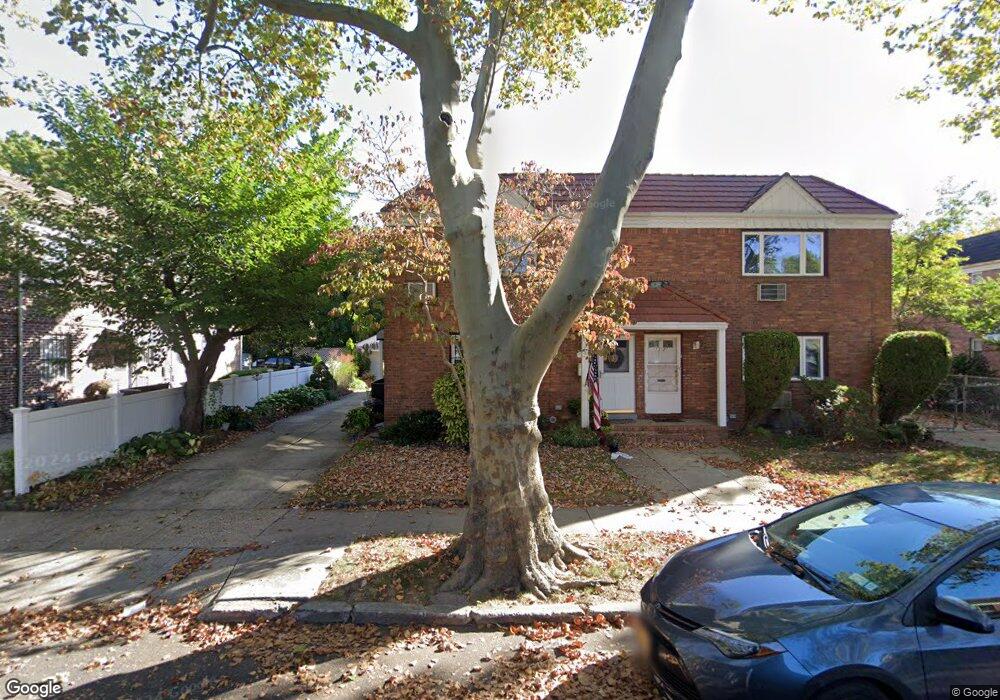 7319 197th St, Fresh Meadows, NY 11366 - photo 1