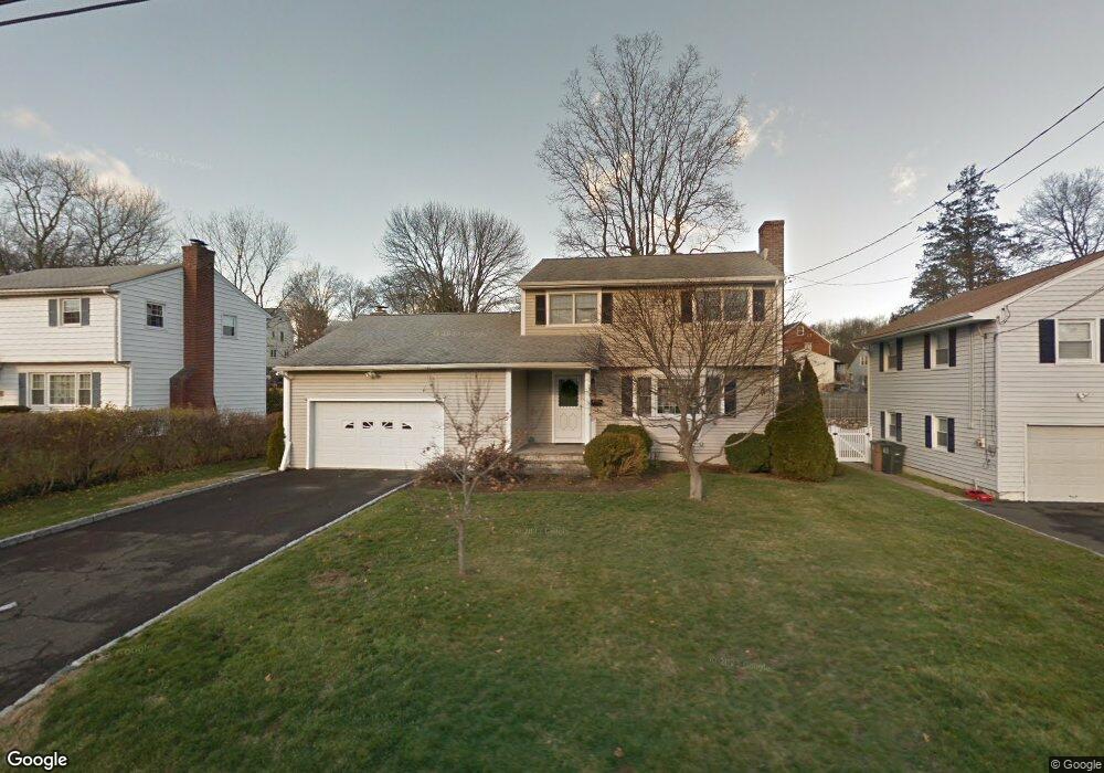 40 Autumn Ln, Stamford, CT 06906 - photo 1