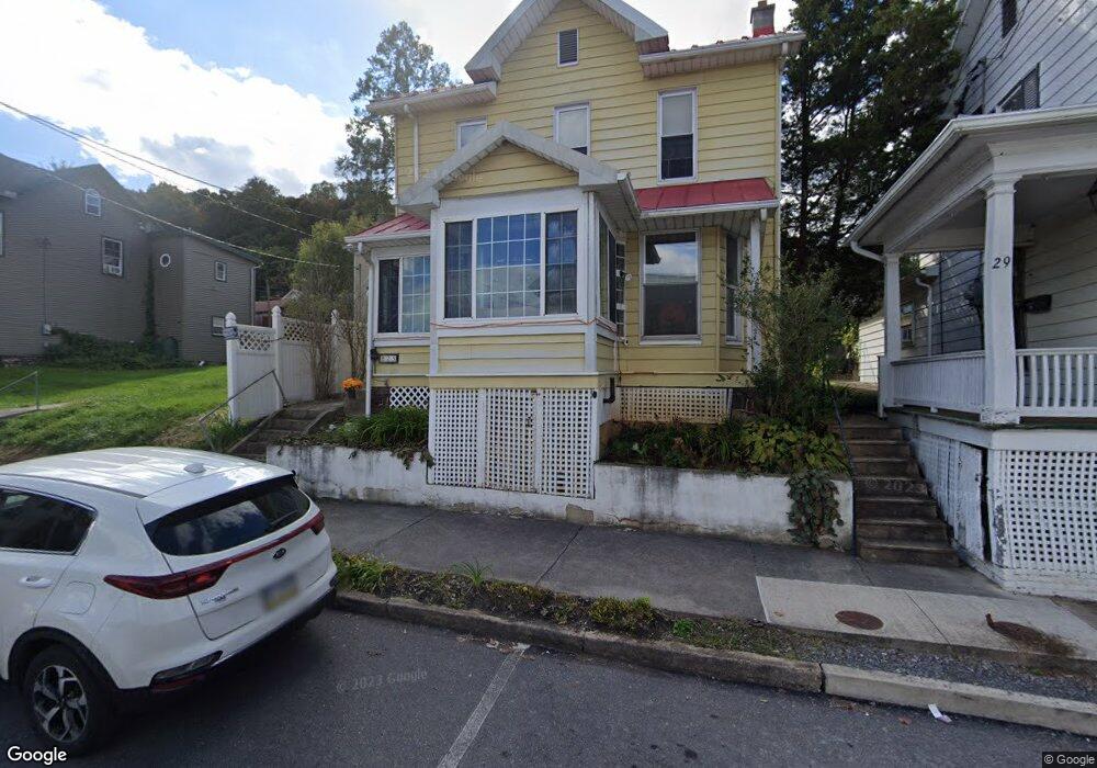 23 N 5th St, Newport, PA 17074 - photo 1