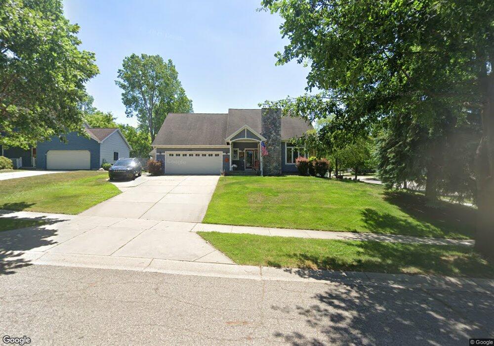 2002 Shetland Ct NE, Grand Rapids, MI 49505 - photo 1