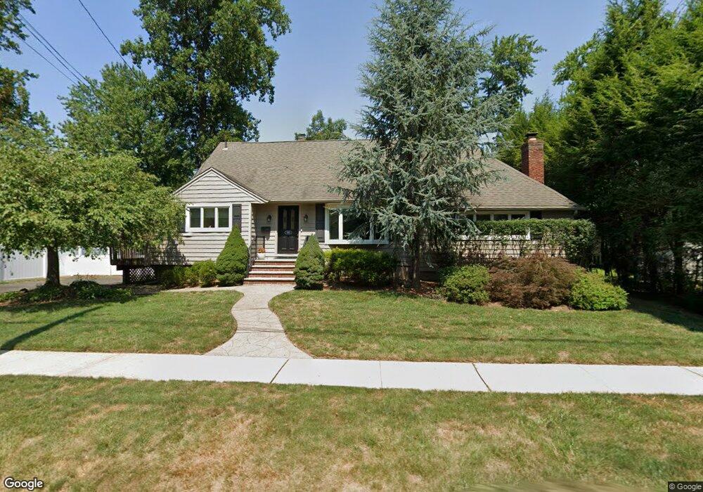 982 Ridgewood Blvd E, Township of Washington, NJ 07676 - photo 1