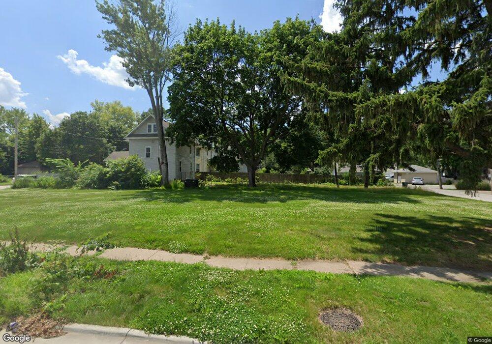 1710 N Ripley St, Davenport, IA 52803 - photo 1