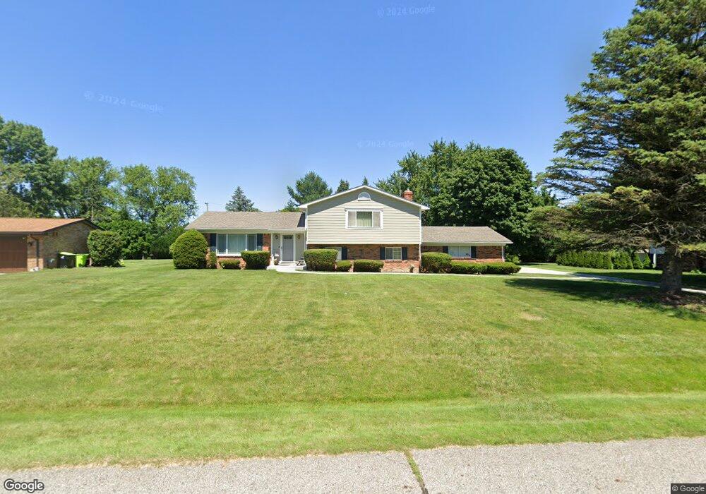 6327 Tamerlane Dr, West Bloomfield, MI 48322 - photo 1