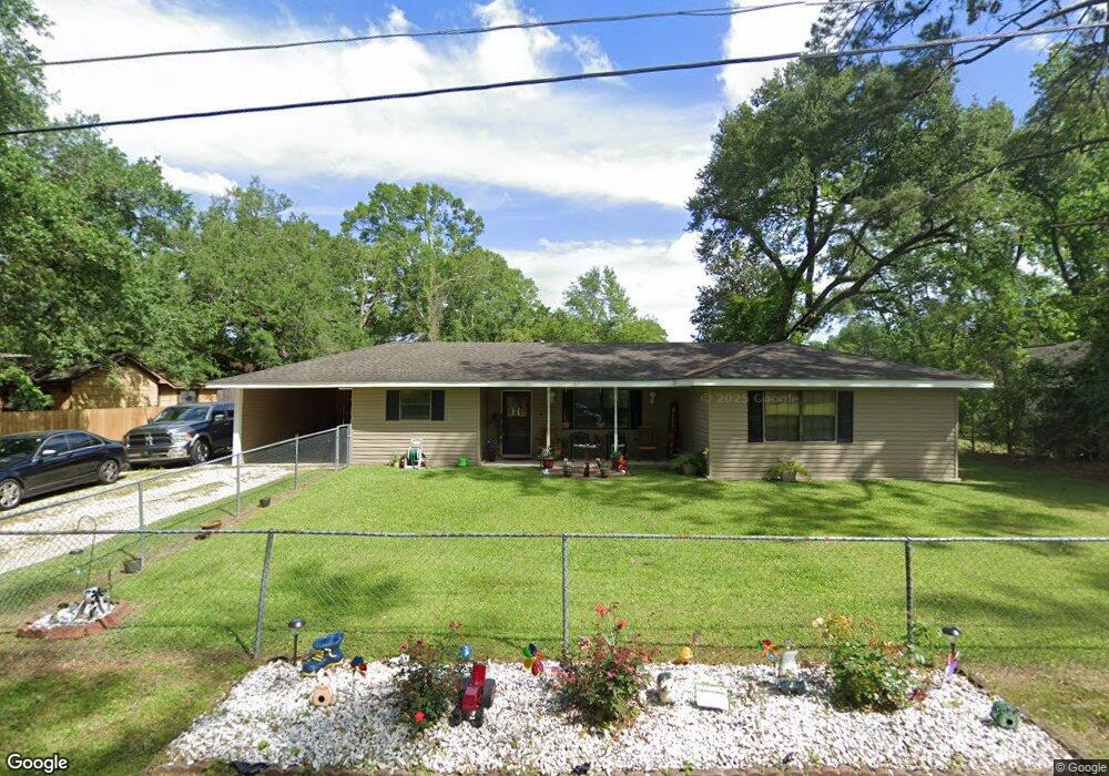 817 Mitchell St, Picayune, MS 39466 - photo 1