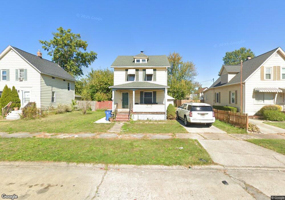 2429 E 34th St, Lorain, OH 44055 - photo 1