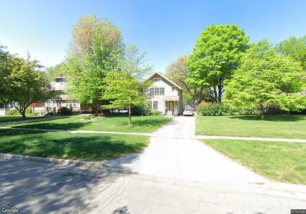 1090 44th St, Des Moines, IA 50311 - photo 1