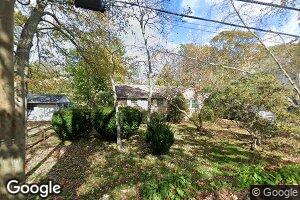 53 Cedar Dr, Huntington, NY 11743