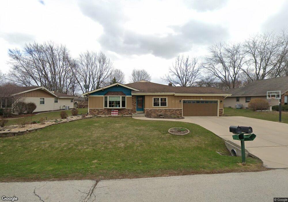 S68W13337 Bristlecone Ln, Muskego, WI 53150 - photo 1