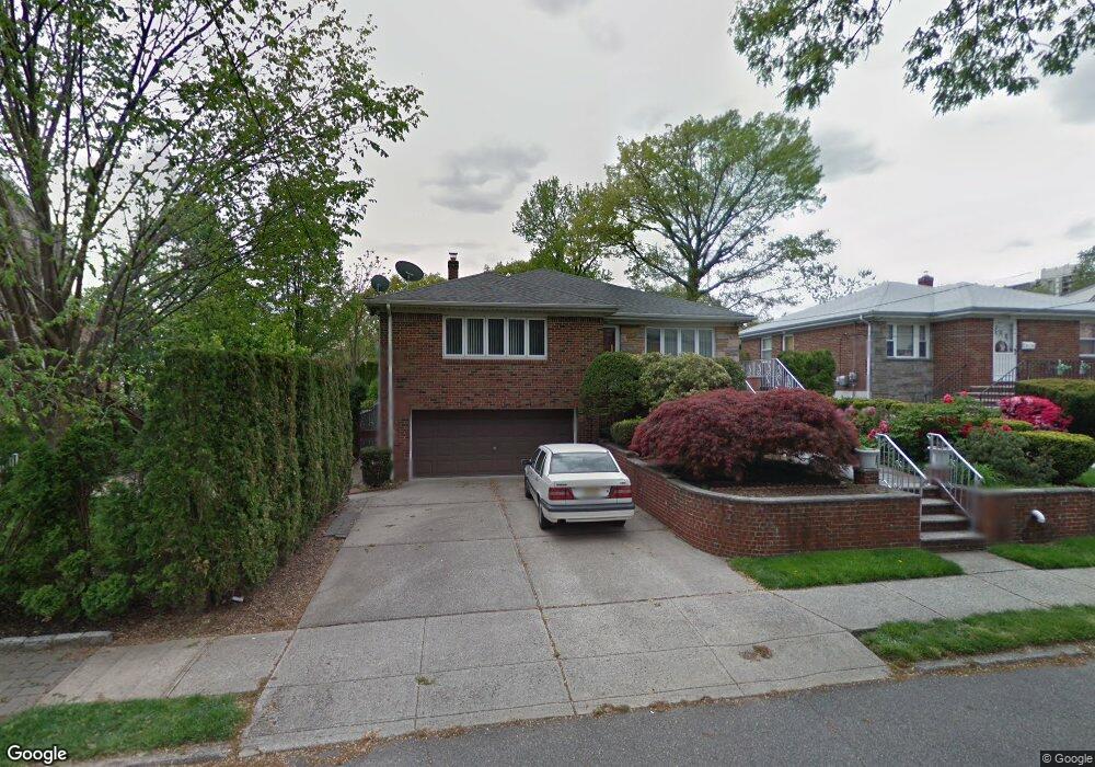 298 Mohegan Way, Fort Lee, NJ 07024 - photo 1