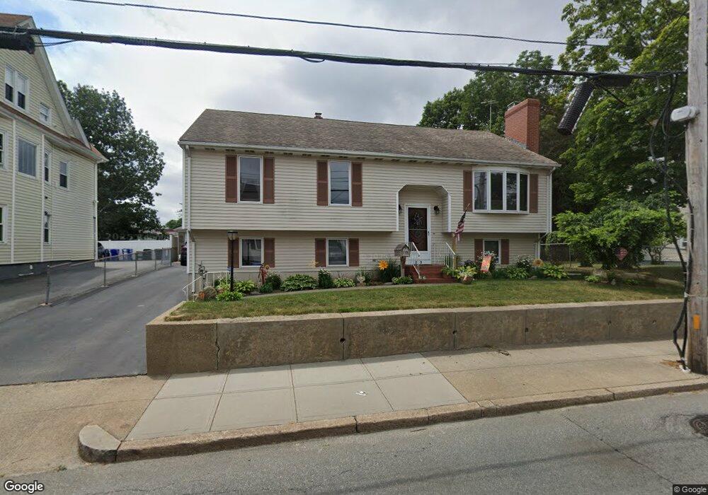 113 Columbus Ave, Pawtucket, RI 02860 - photo 1