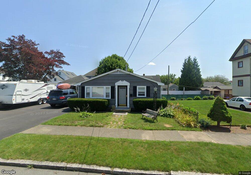 14 Luke St, New Bedford, MA 02740 - photo 1