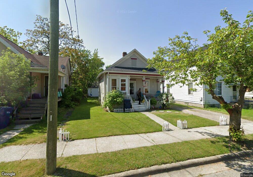 802 13th St, Bay City, MI 48708 - photo 1