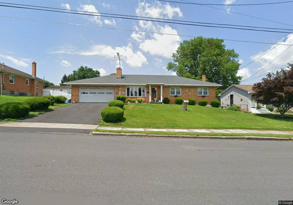 322 S New St, Nazareth, PA 18064 - photo 1