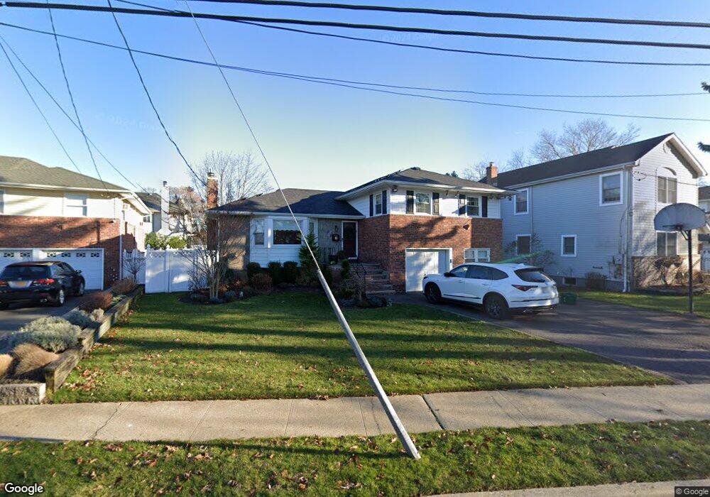 949 Old Britton Rd, North Bellmore, NY 11710 - photo 1