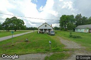 831 Elm St, Chetopa, KS 67336