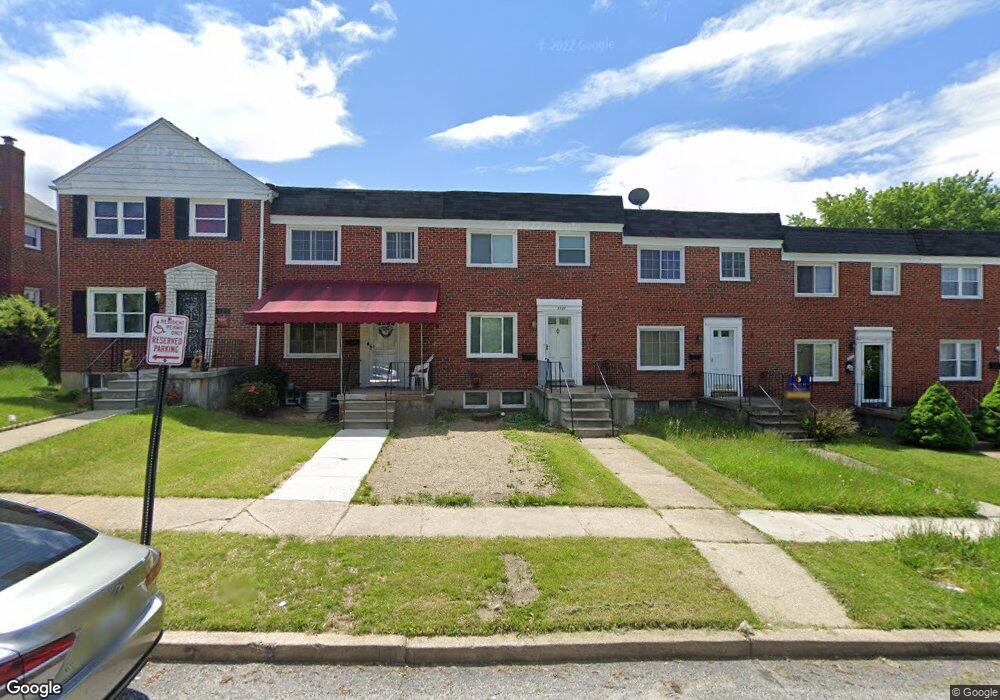 1121 Deanwood Rd, Parkville, MD 21234 - photo 1