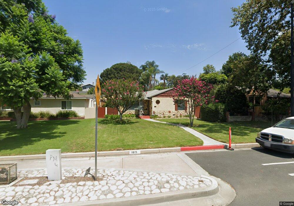 1815 W Riverside Dr, Burbank, CA 91506 - photo 1