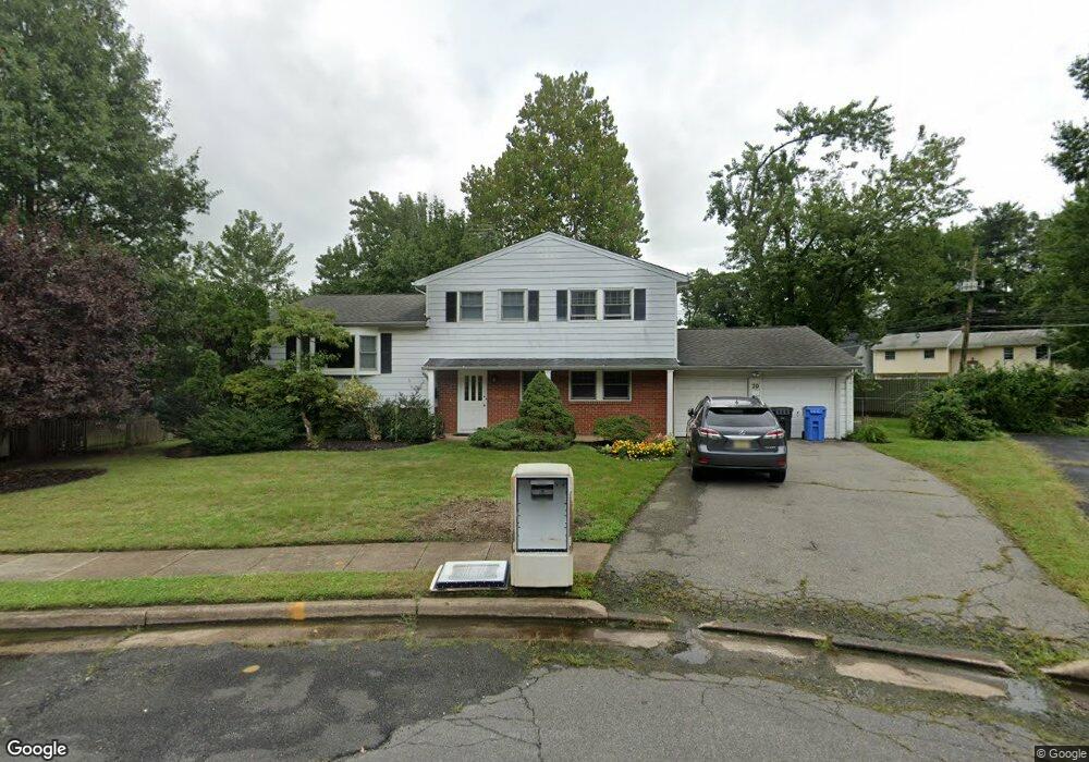 20 Hale Ct, Metuchen, NJ 08840 - photo 1