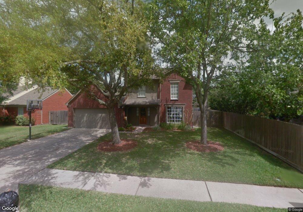 5203 Spring Branch Dr, Pearland, TX 77584 - photo 1