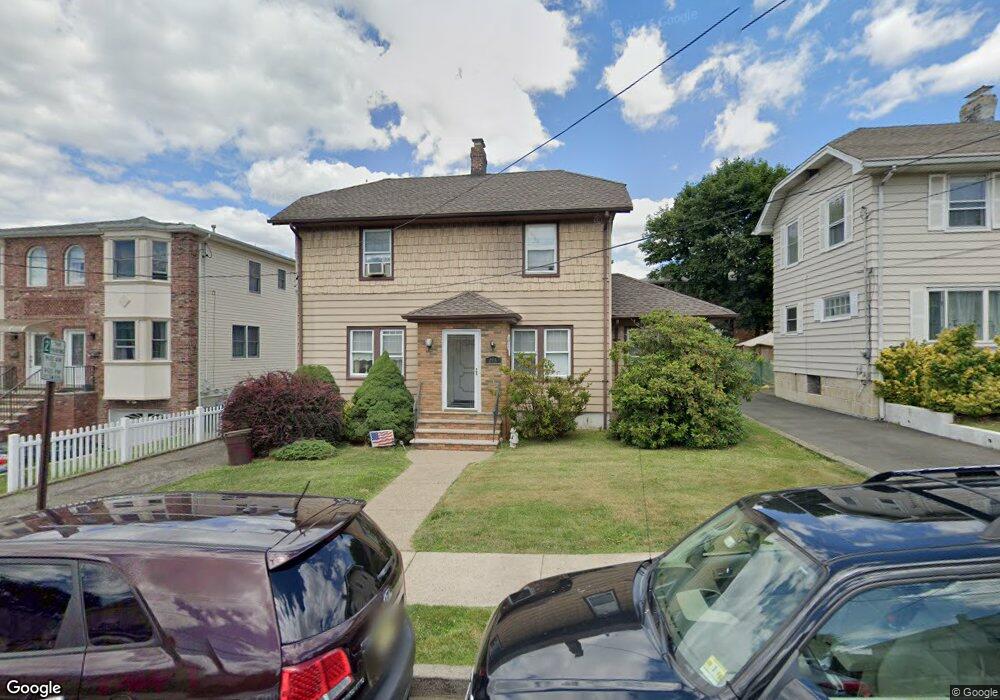 213 Jefferson Ave, Hasbrouck Heights, NJ 07604 - photo 1