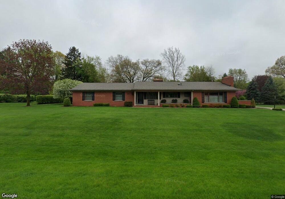 970 N Reading Rd, Bloomfield Hills, MI 48304 - photo 1