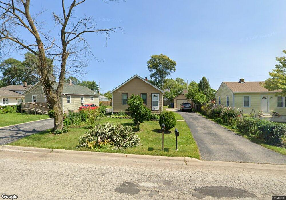 105 Baldwin Ave, Waukegan, IL 60085 - photo 1