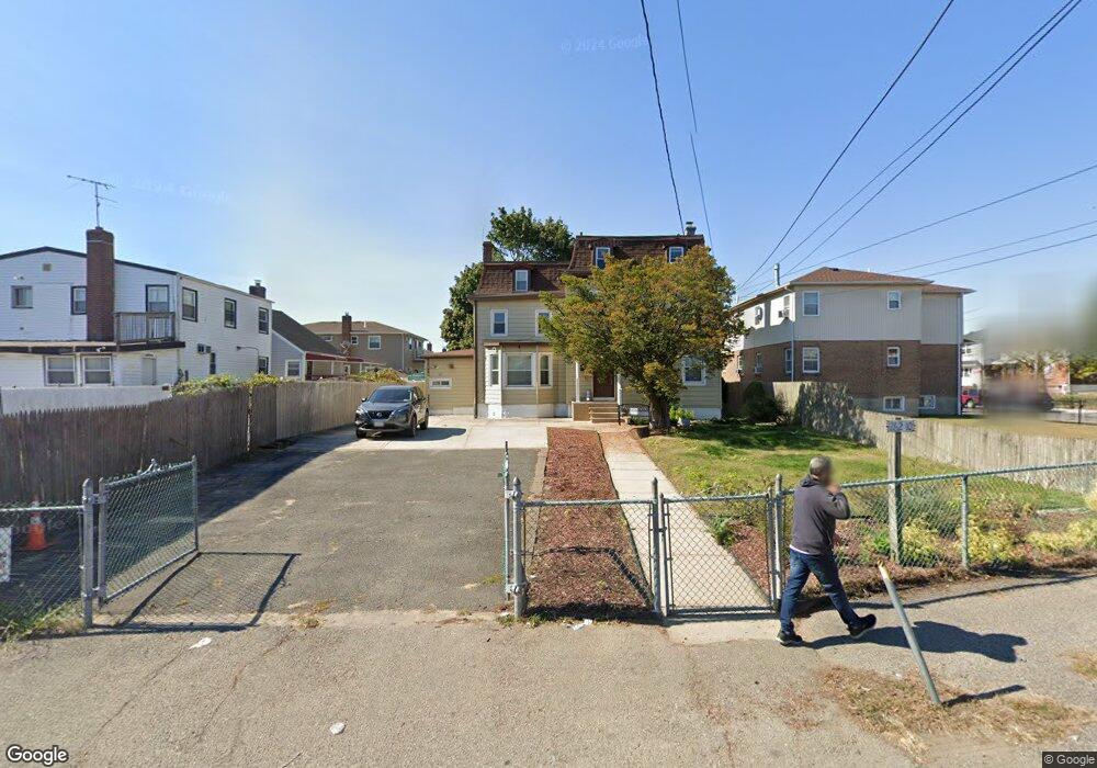 262-10 Hook Creek Blvd unit BLVD, Rosedale, NY 11422 - photo 1