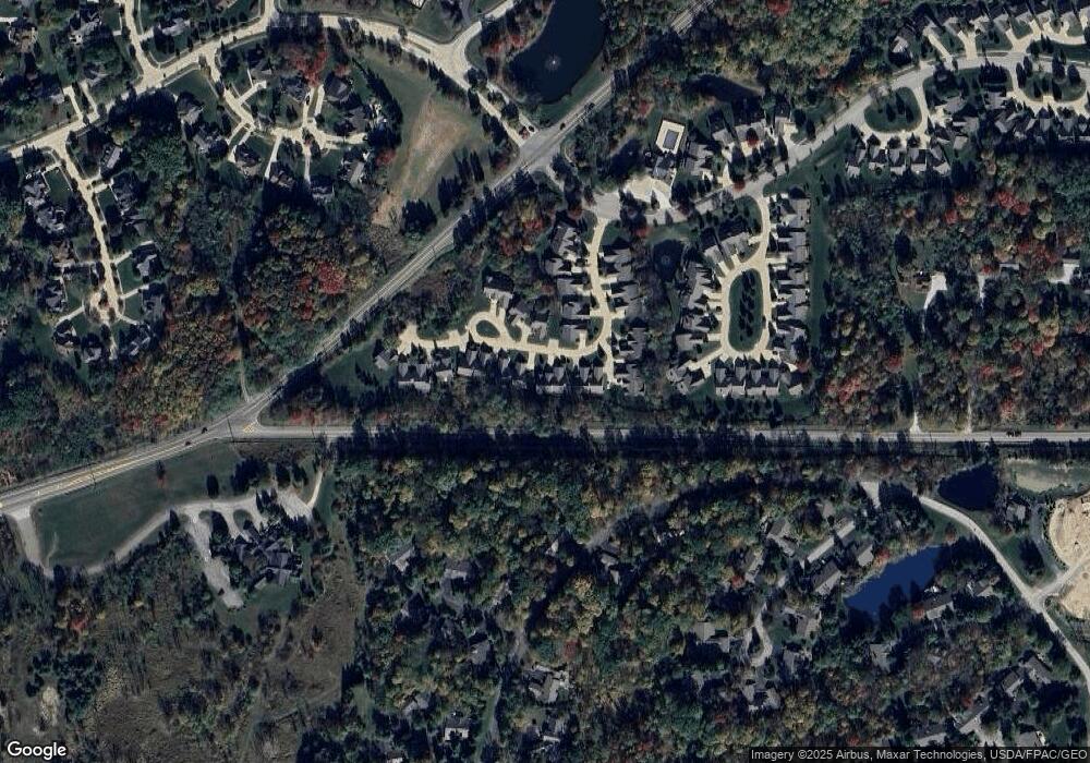 705 Elmwood Point unit 19, Aurora, OH 44202 - photo 1