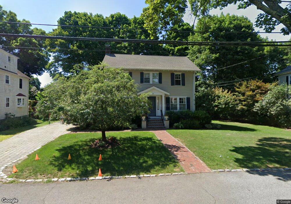 39 Tarleton Rd, Newton Center, MA 02459 - photo 1