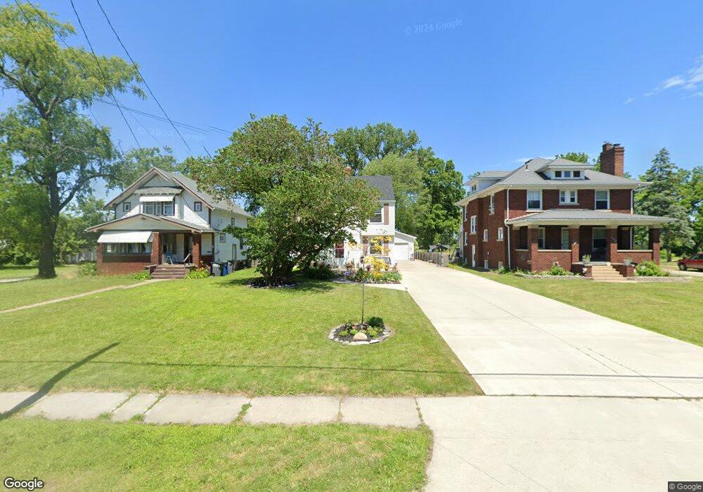 2402 Tremainsville Rd, Toledo, OH 43613 - photo 1