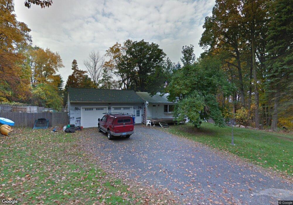 11 Clark Rd, New Fairfield, CT 06812 - photo 1