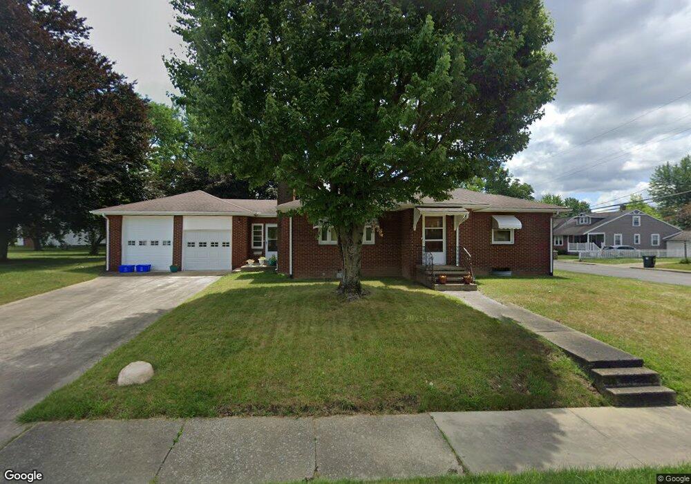 2702 Gibbs Ave NE, Canton, OH 44714 - photo 1