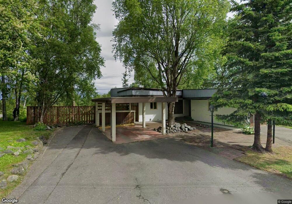 1241 Hillcrest Dr, Anchorage, AK 99503 - photo 1