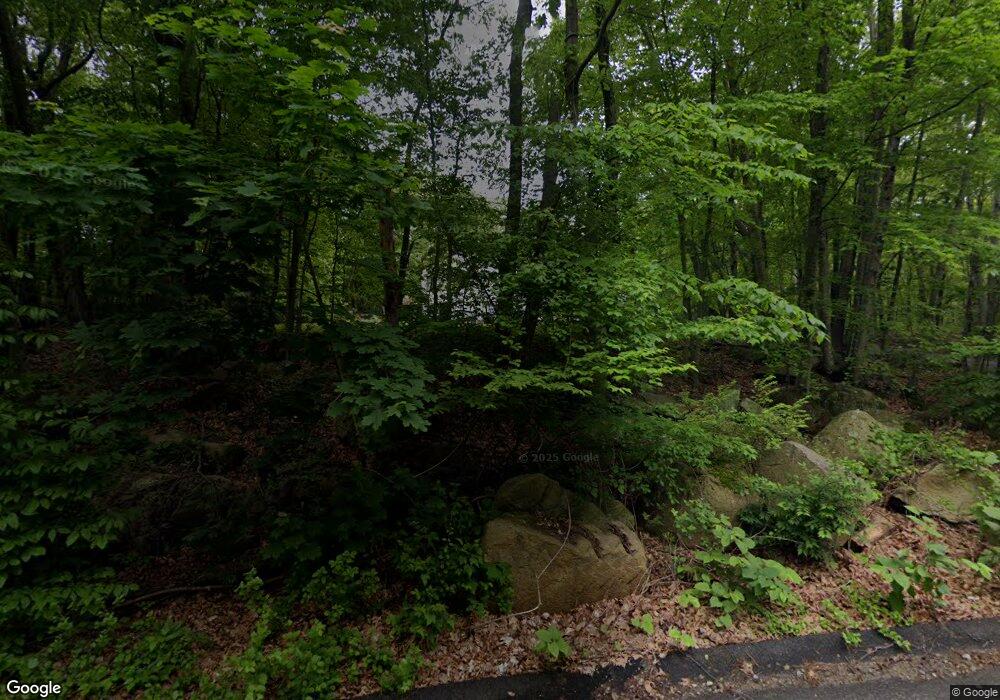 8 Apple Tree Ln, Johnston, RI 02919 - photo 1