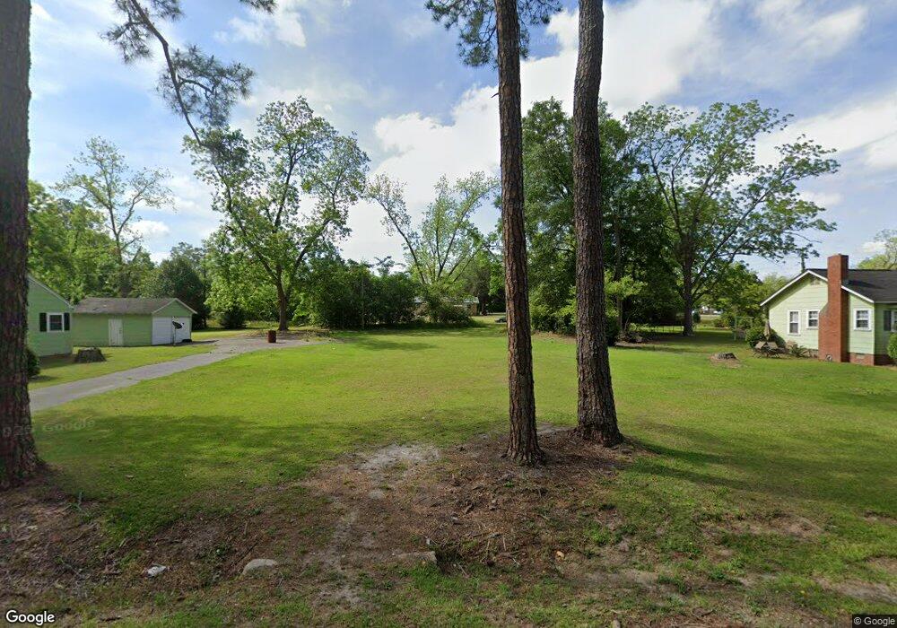 410 W Sultana Dr, Fitzgerald, GA 31750 - photo 1