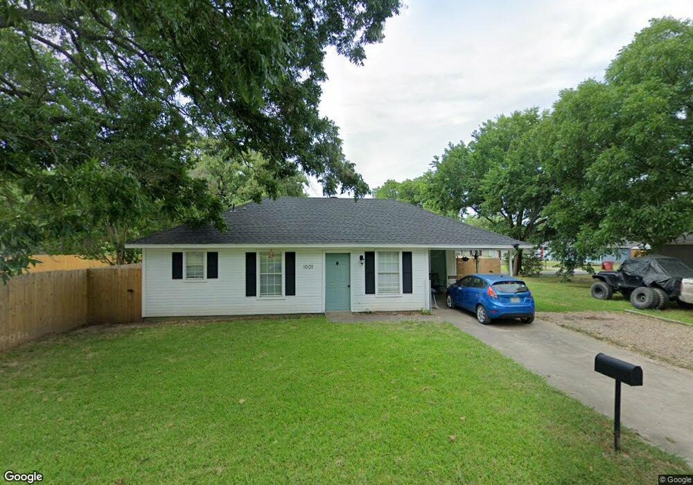 1001 S 4th St, Bonham, TX 75418 - photo 1
