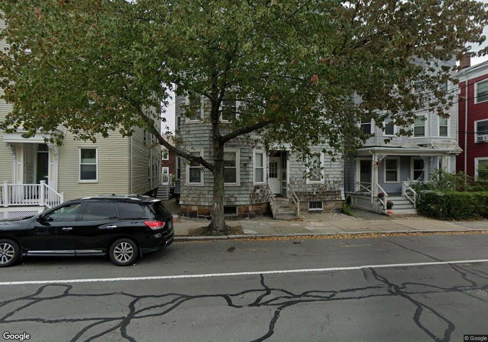 160 Chestnut St unit 2, Brookline, MA 02445 - photo 1