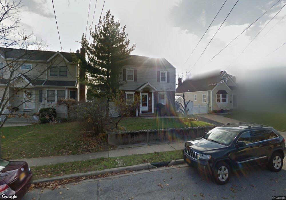 414 Clive Place, Oceanside, NY 11572 - photo 1