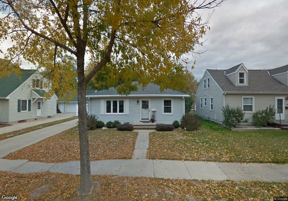 1732 S Sanders St, Appleton, WI 54915 - photo 1