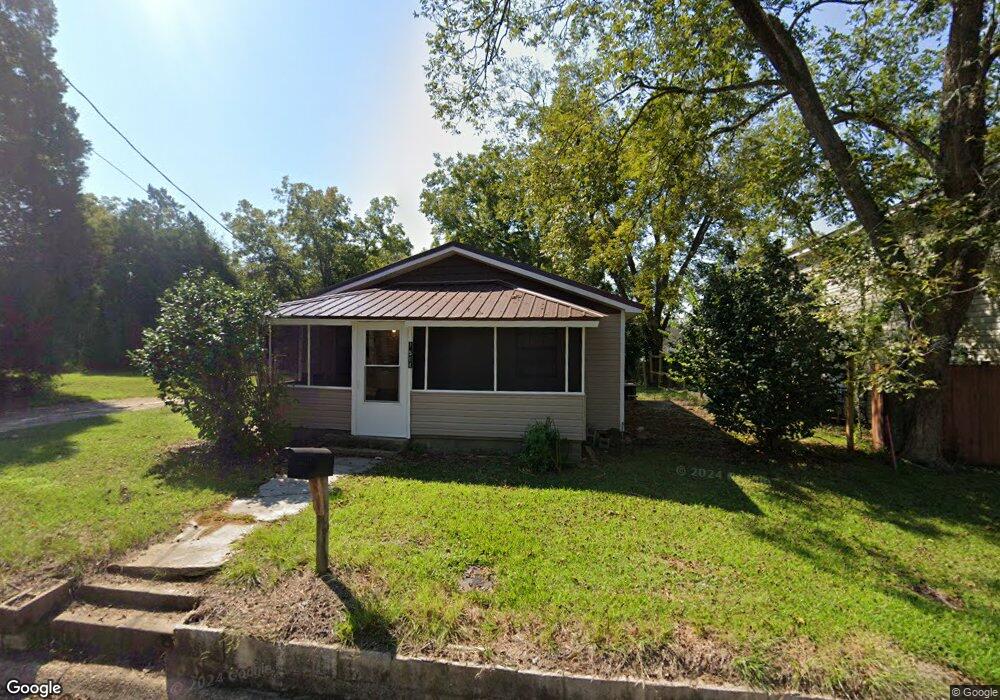 1504 E Newton St, Dothan, AL 36303 - photo 1